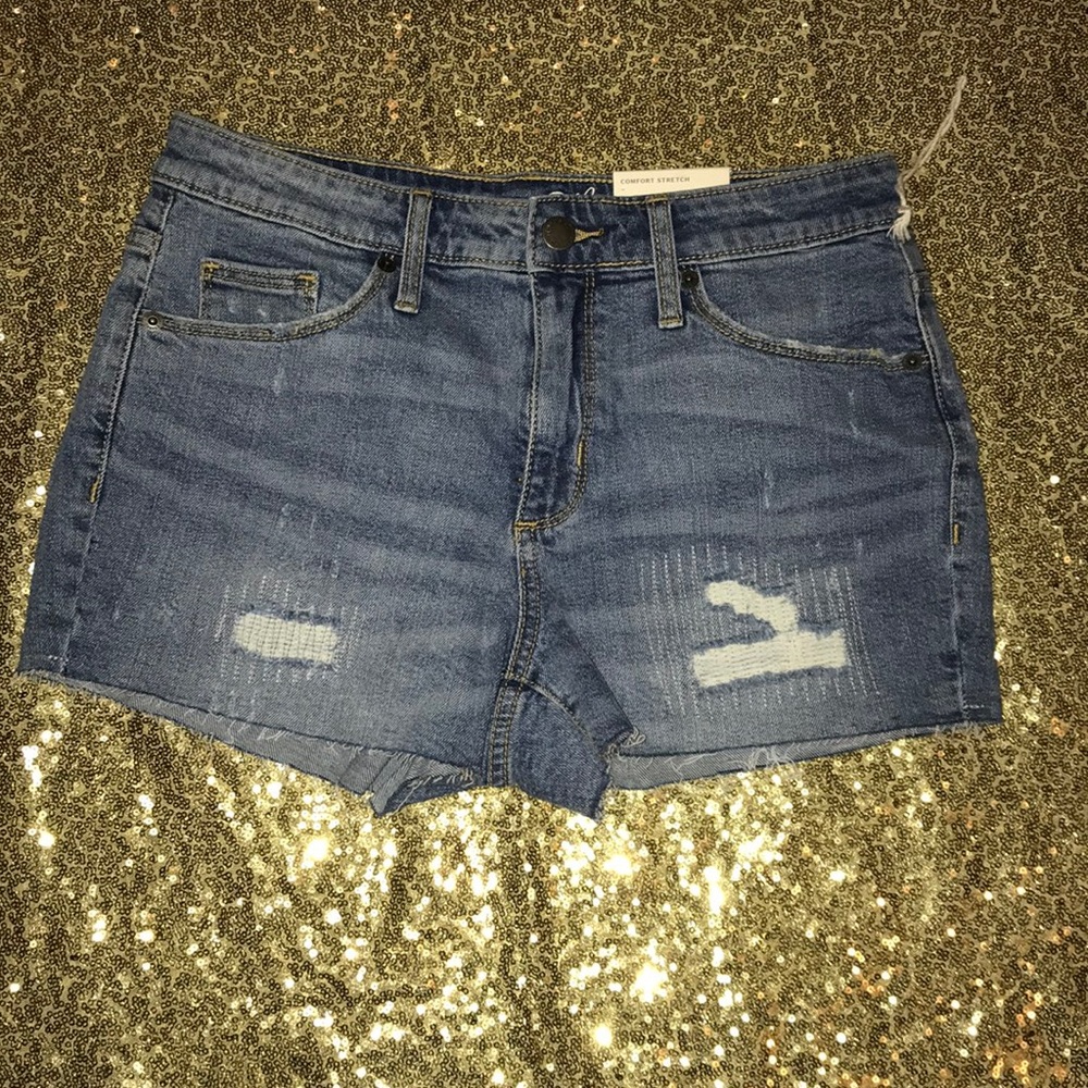Universal Thread High rise shirts Target shorts